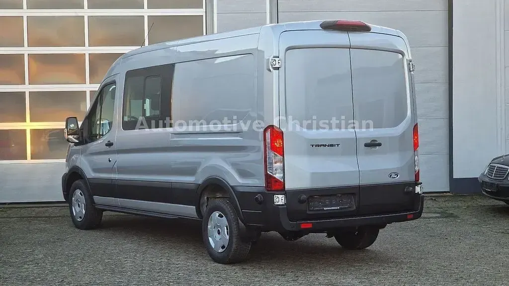 Neu Ford Transit Trend 165 PS (121 kW) 2025 Silber Van / Kleinbus