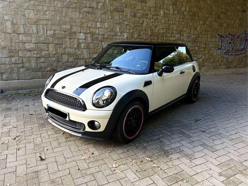 Beige Gebraucht 2008 Mini Cooper Chili Kleinwagen | 5.700 € (Etwas zu teuer) - Bild 1/4