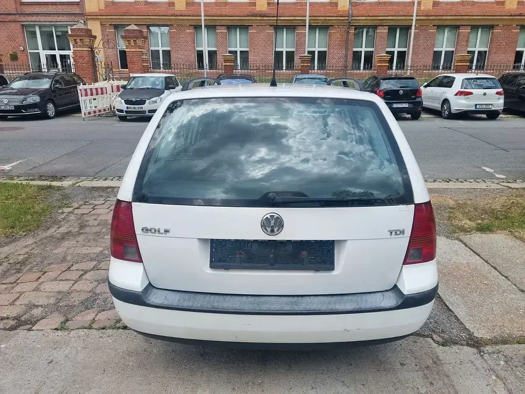 Gebraucht VW Golf IV Basis 101 PS (74 kW) 2006 Weiß Kombi