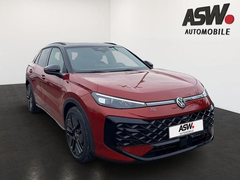 Neu VW T-Roc R-line 150 PS (110 kW) 2026 Flame red metallic schwarz uni SUV