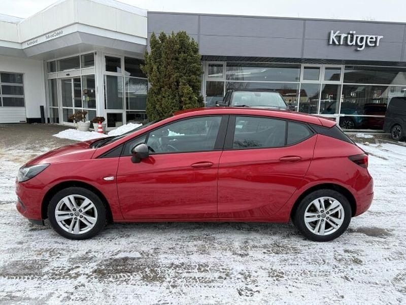 Gebraucht Opel Astra Edition 110 PS (80 kW) 2021 Rot Limousine