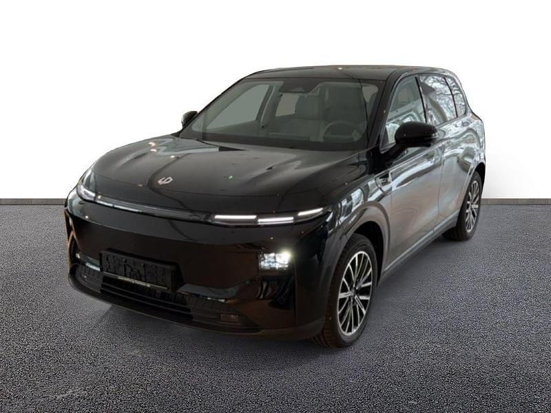 Neu Leapmotor B10 160 kW (218 PS) 2026 Schwarz SUV