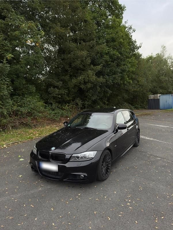 Gebraucht BMW 335 306 PS (225 kW) 2012 Schwarz Kombi