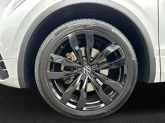 Gebraucht VW Tiguan R-line 200 PS (147 kW) 2022 Silber SUV