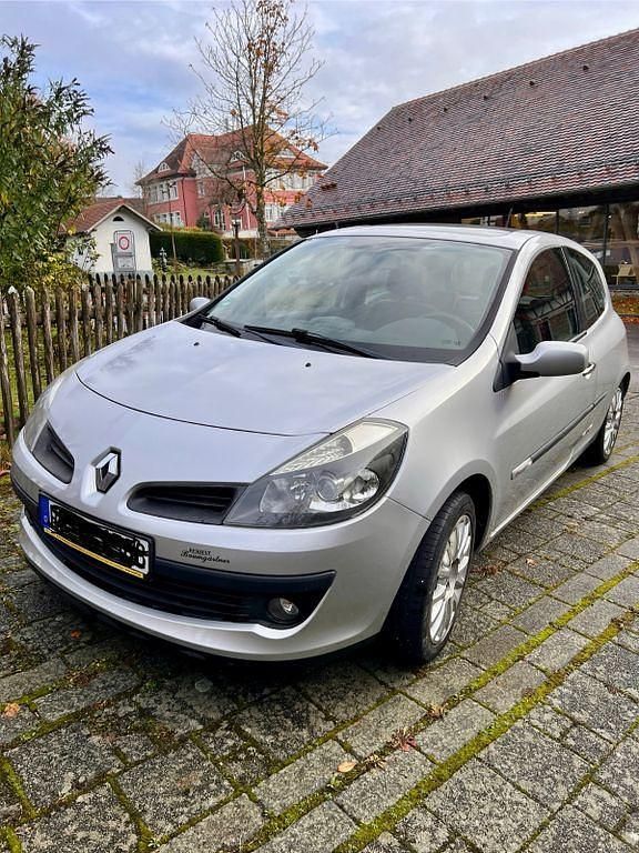 Silber Gebraucht 2007 Renault Clio II Rip Curl Limousine | 2.449 € (Fairer Preis) - Bild 1/4