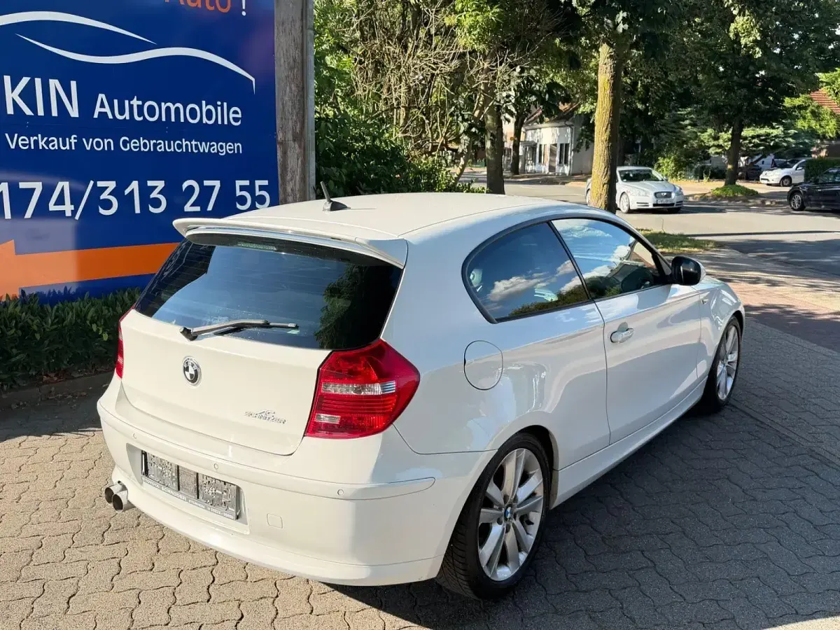 Gebraucht BMW 118 Advantage 143 PS (105 kW) 2010 Weiß Kleinwagen