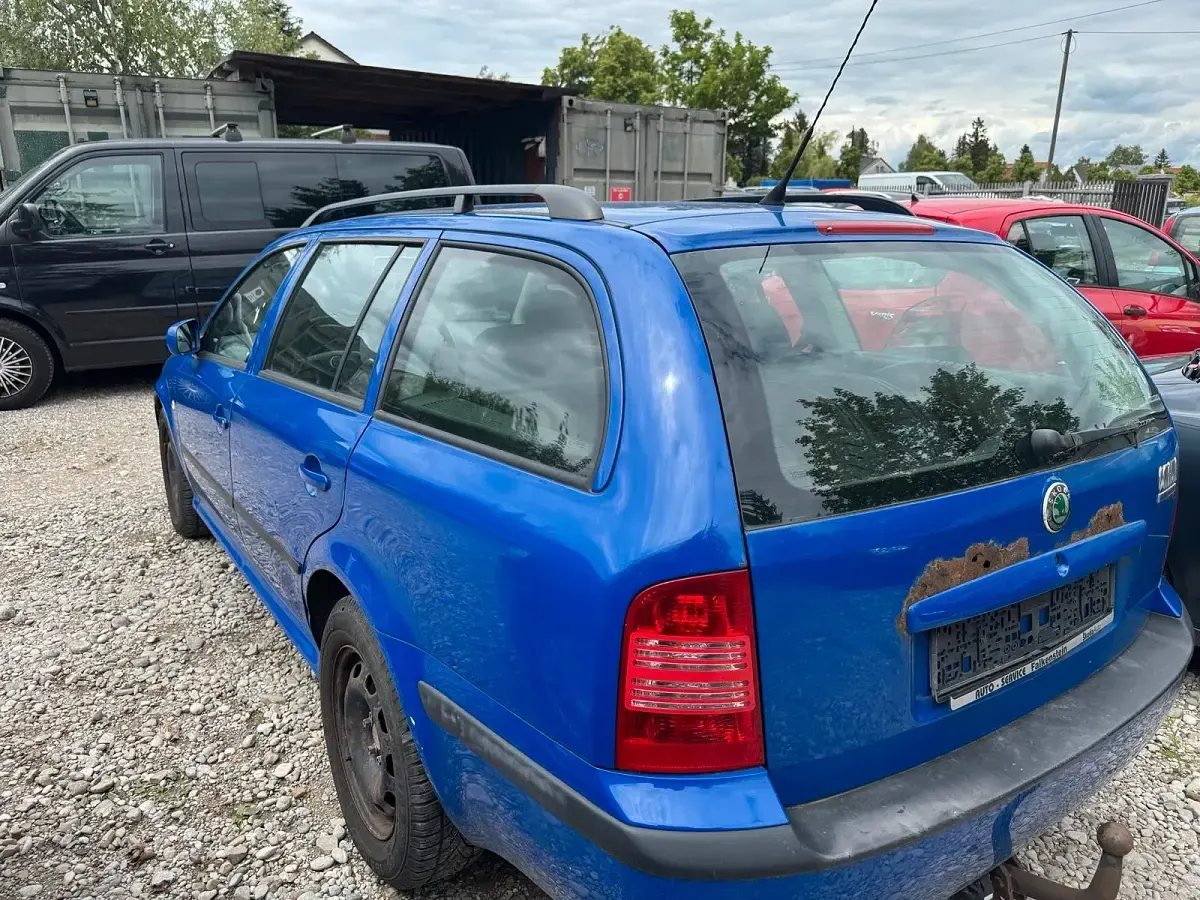 Gebraucht Skoda Octavia 100 PS (73 kW) 2005 Blau Kombi