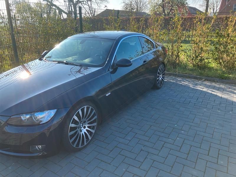 Używany BMW 330 Performance 272 KM (200 kW) 2008 Niebieski Coupe