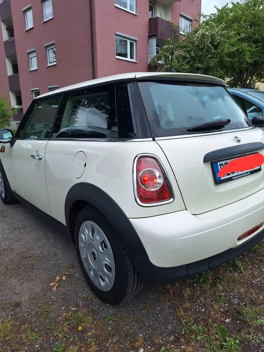 Gebraucht Mini ONE 98 PS (72 kW) 2010 Weiß Kleinwagen