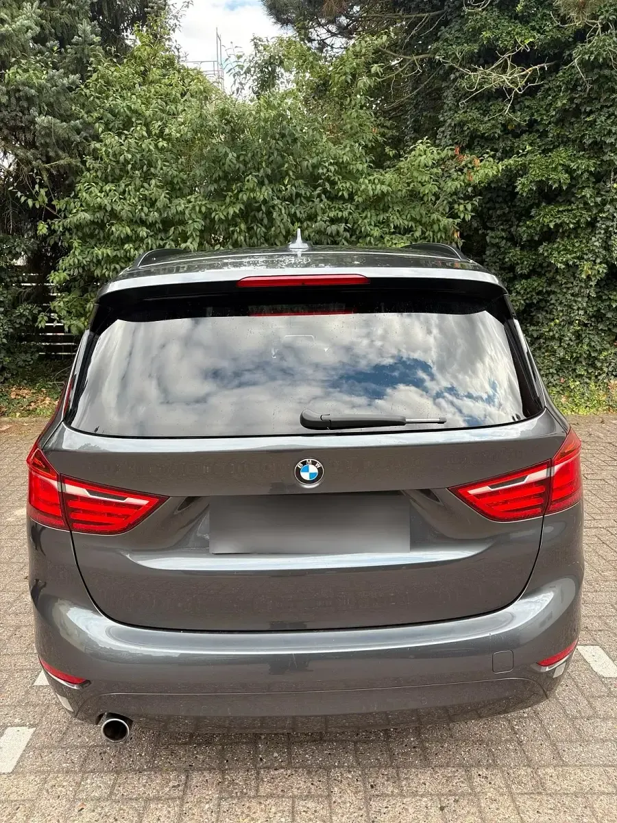 Gebraucht BMW 216 Gran Tourer Advantage 116 PS (85 kW) 2016 Grau Van / Kleinbus