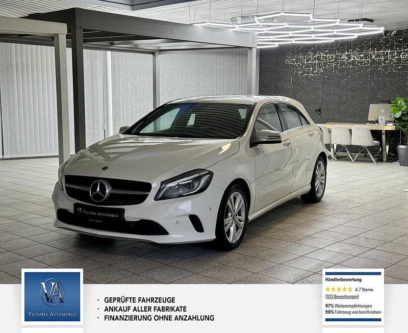 Weiß Gebraucht 2018 Mercedes A200 Business Kombi | 17.490 € (Fairer Preis) - Bild 1/4