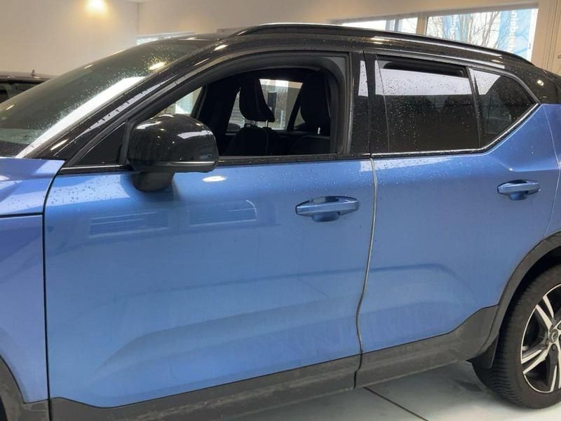 Gebraucht Volvo XC40 R-Design 197 PS (144 kW) 2021 Blau SUV
