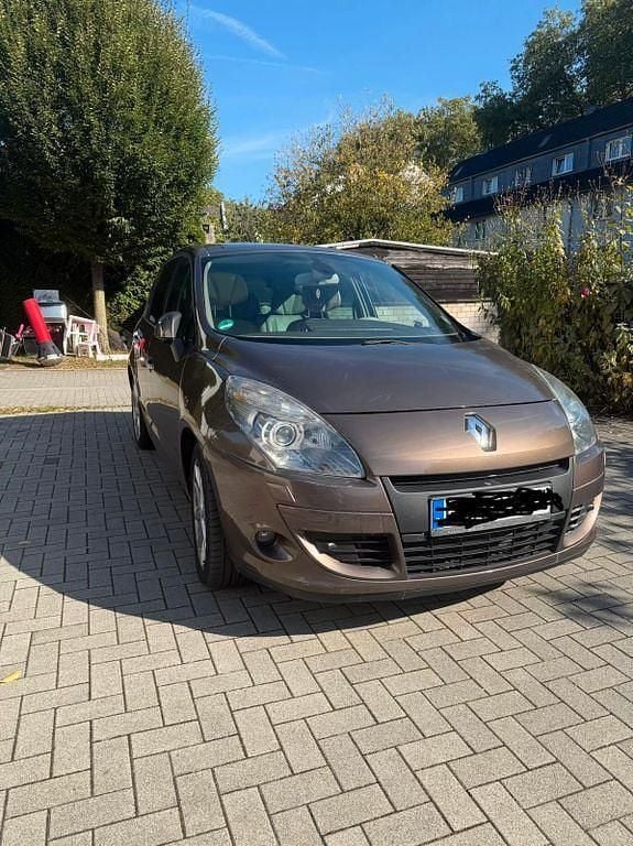 Braun Gebraucht 2010 Renault Scénic III Luxe Van / Kleinbus | 3.500 € (Guter Preis) - Bild 1/4