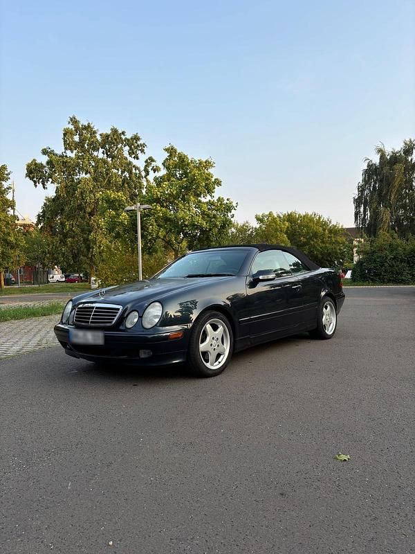 Gebraucht Mercedes CLK320 218 PS (160 kW) 2002 Cabrio