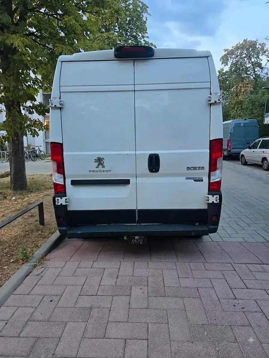 Gebraucht Peugeot Boxer 163 PS (119 kW) 2018 Weiß Van