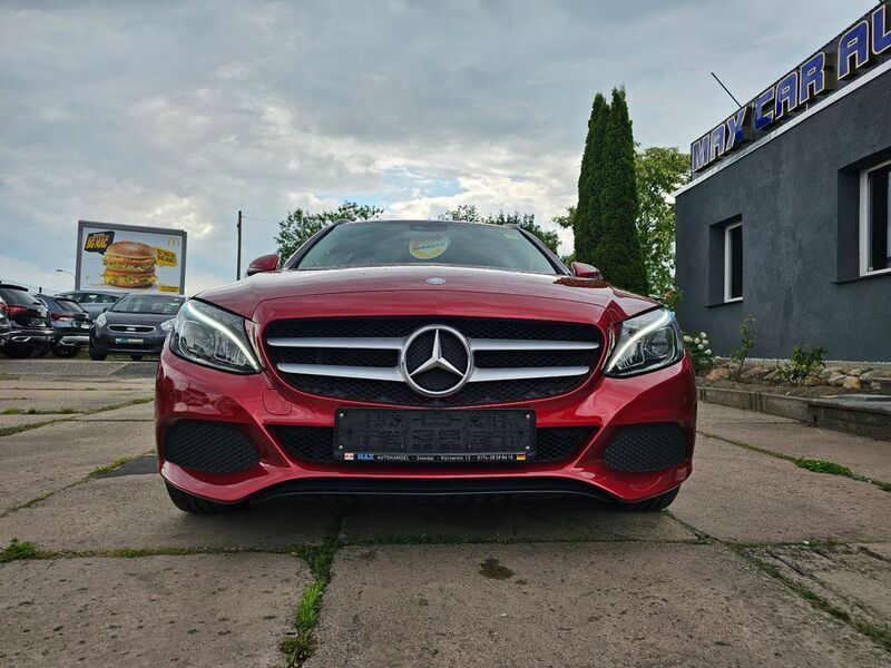Rot Gebraucht 2016 Mercedes C180 Kombi | 13.500 € (Fairer Preis) - Bild 1/4