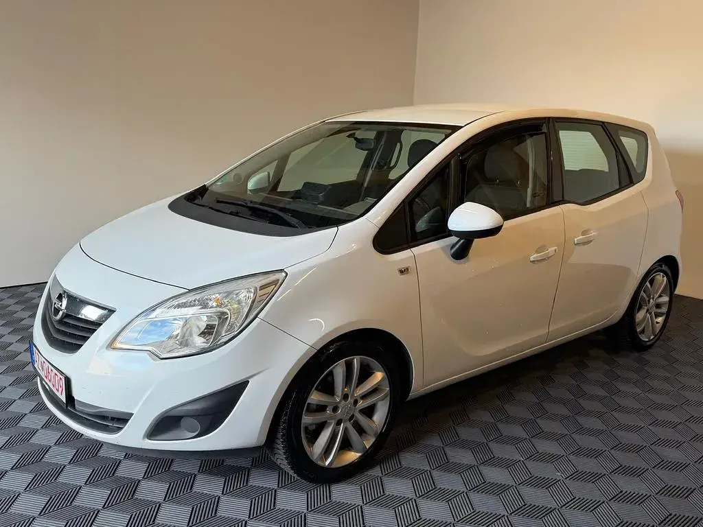 Gebraucht Opel Meriva Edition 140 PS (102 kW) 2010 Weiß Van / Kleinbus