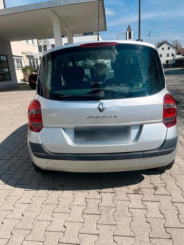 Second-hand Renault Modus 100 CP (73 kW) 2008 Gri Monovolum