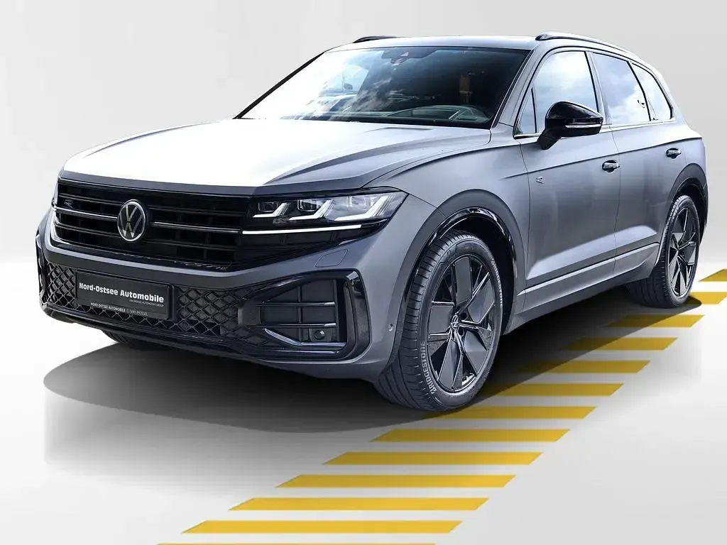 Gebraucht VW Touareg R-line 286 PS (210 kW) 2024 Grau SUV