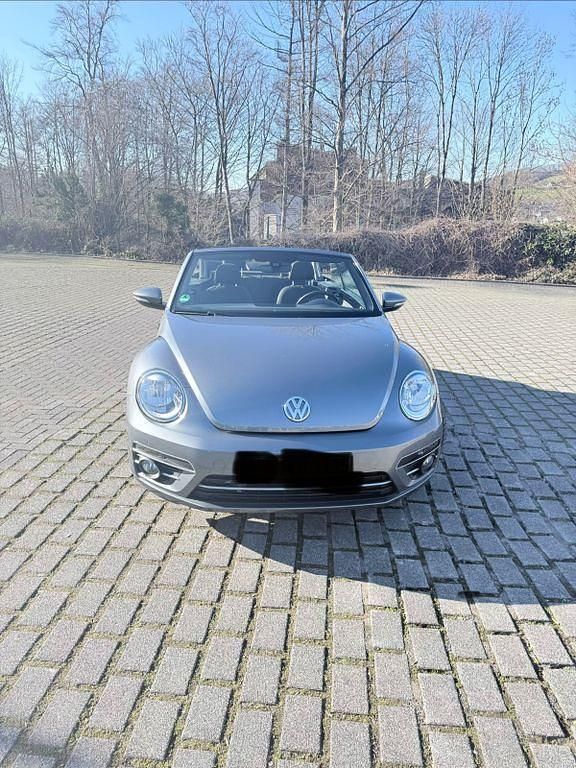 Gebraucht VW Beetle Sound 105 PS (77 kW) 2018 Grau Kleinwagen