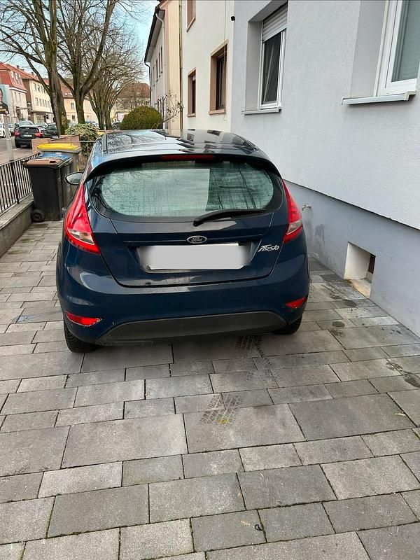 Gebraucht Ford Fiesta 61 PS (44 kW) 2009 Blau Kleinwagen