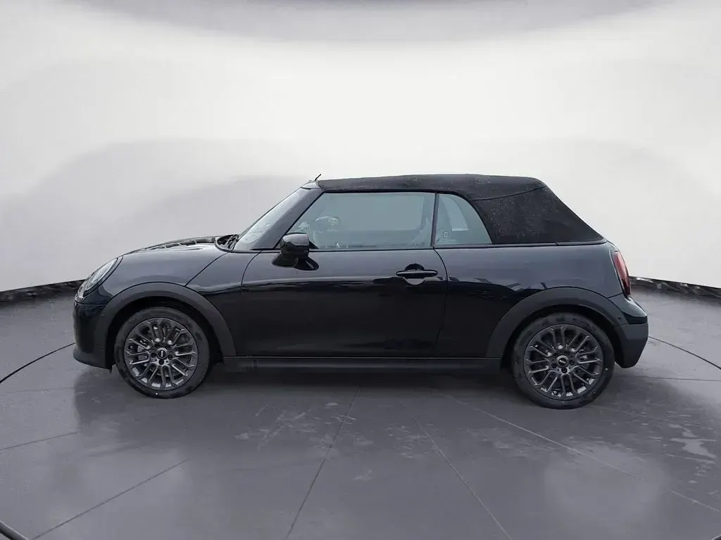 Neu Mini Cooper Cabriolet Classic 163 PS (119 kW) 2026 Schwarz Cabrio