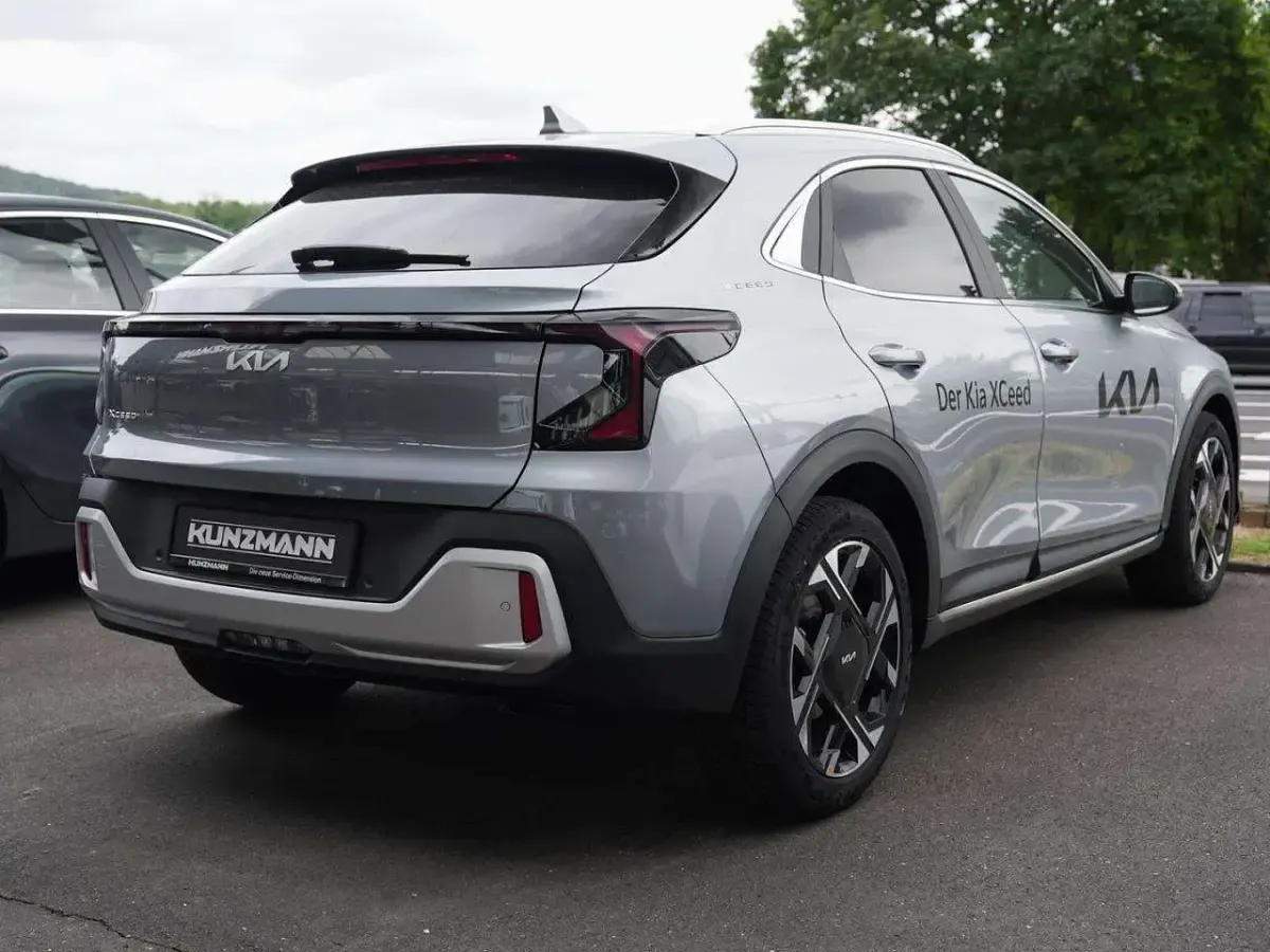 Gebraucht Kia XCeed Spirit 179 PS (131 kW) 2026 Silber SUV