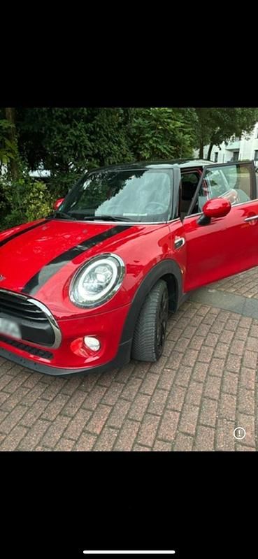 Gebraucht Mini Cooper 102 PS (75 kW) 2019 Rot Kleinwagen
