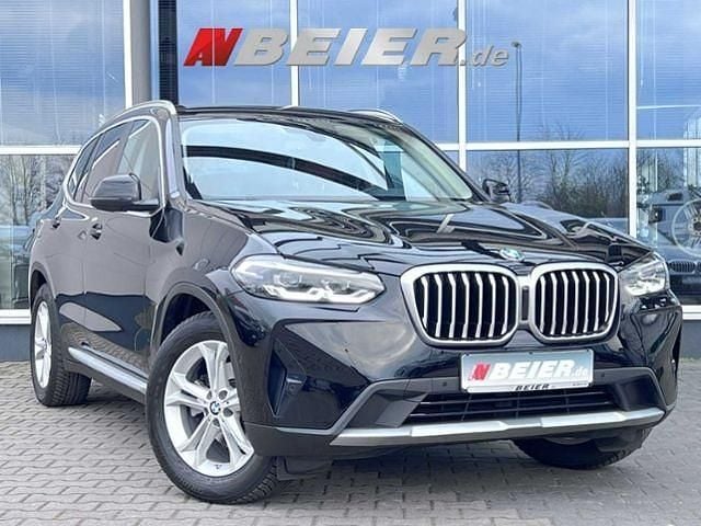 Gebraucht BMW X3 Sport Line 184 PS (135 kW) 2023 Schwarz (schwarz ii) SUV