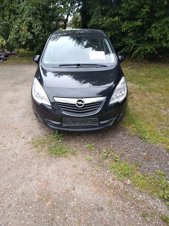 Schwarz Gebraucht 2011 Opel Meriva Selection Van / Kleinbus | 3.800 € (Superpreis) - Bild 1/4
