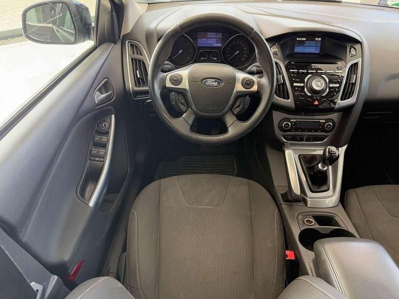 Gebraucht Ford Focus Titanium 116 PS (85 kW) 2011 Schwarz Kombi