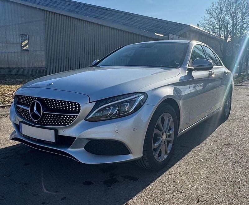 Gebraucht Mercedes 200 184 PS (135 kW) 2016 Grau Limousine