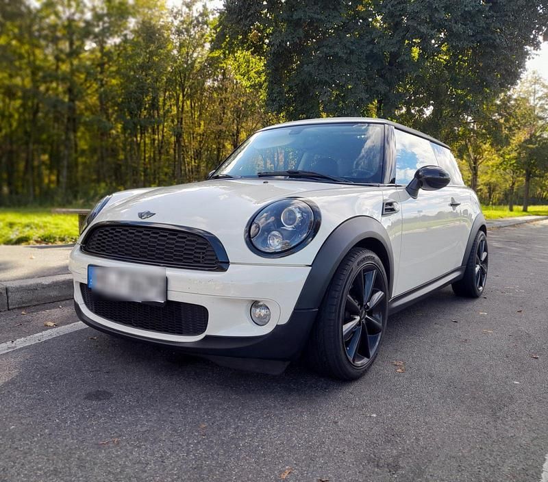 Weiß Gebraucht 2013 Mini Cooper Kleinwagen | 6.250 € (Guter Preis) - Bild 1/4