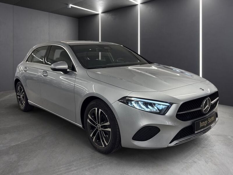 Gebraucht Mercedes A180 Progressive 116 PS (85 kW) 2024 Silber Kleinwagen