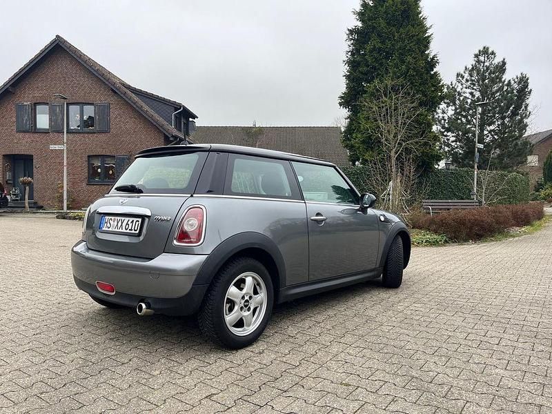 Gebraucht Mini Cooper 120 PS (88 kW) 2010 Grau Kleinwagen