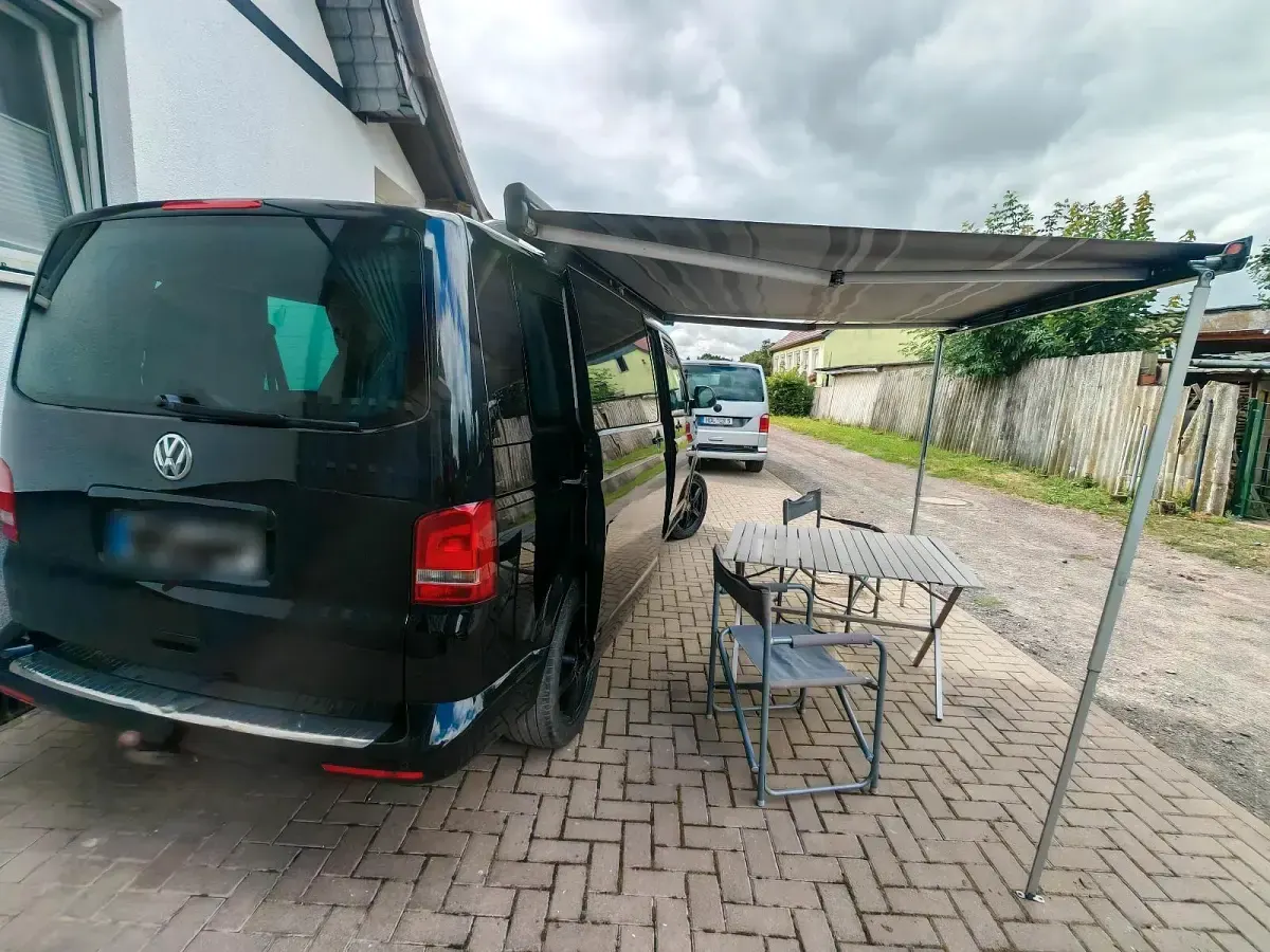 Gebraucht VW Caravelle 140 PS (102 kW) 2015 Schwarz Van