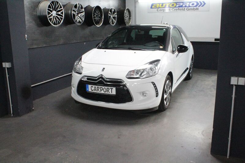 Schwarz Gebraucht 2016 Citroën DS3 So Chic Kleinwagen | 7.990 € - Bild 1/4