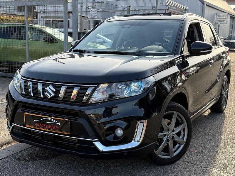 Schwarz Gebraucht 2019 Suzuki Vitara Comfort+ SUV | 16.490 € (Fairer Preis) - Bild 1/4