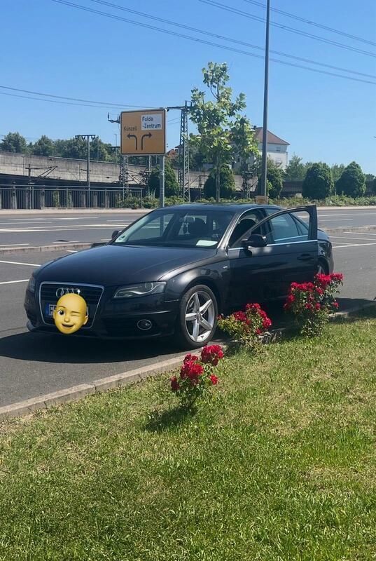 Schwarz Gebraucht 2010 Audi A4 Limousine | 6.950 € (Guter Preis) - Bild 1/4