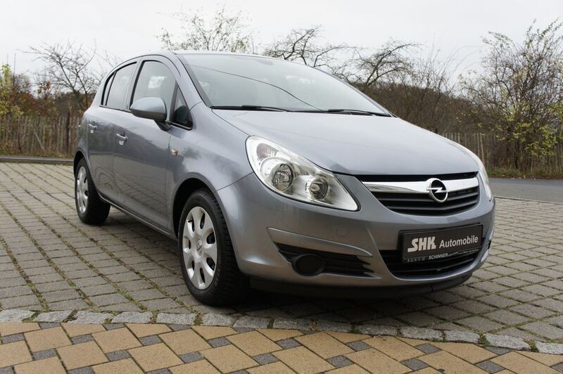 Gebraucht Opel Corsa Edition 90 PS (66 kW) 2009 Silber Kleinwagen