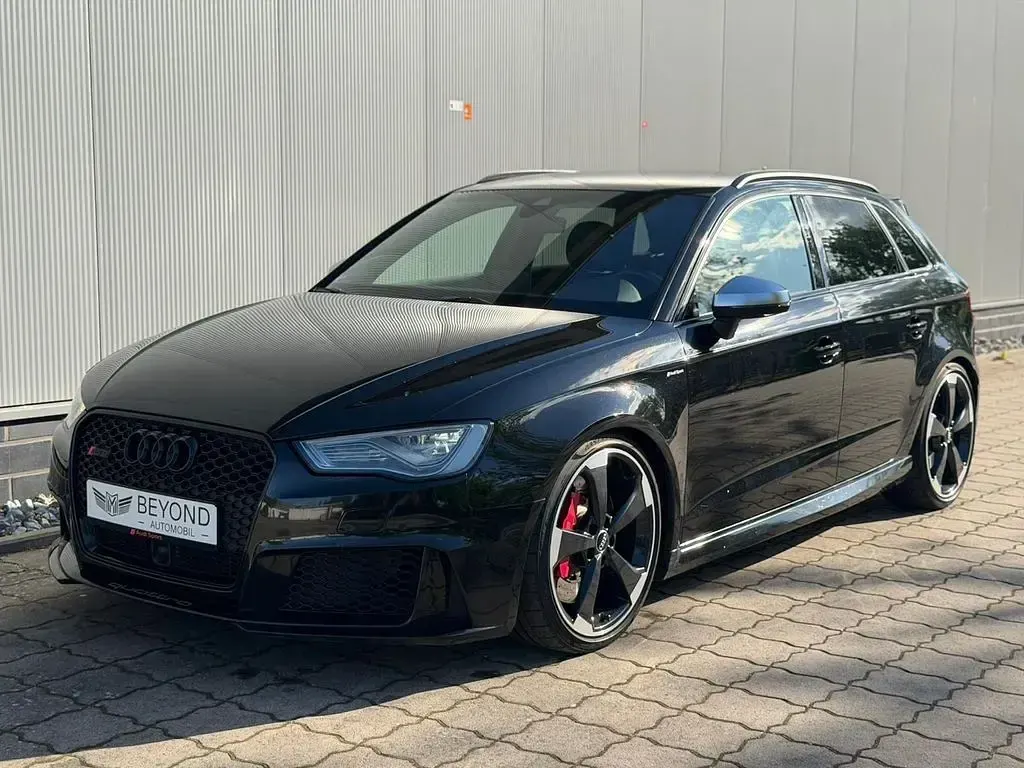 Gebraucht Audi RS3 Comfort 367 PS (269 kW) 2015 Schwarz Limousine