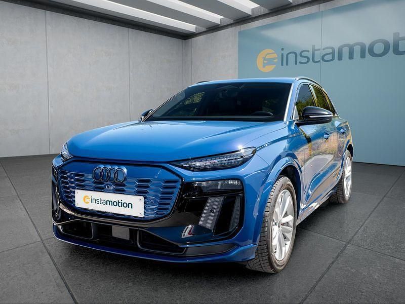 Blau Gebraucht 2024 Audi SQ6 e-tron SUV | 89.399 € (Fairer Preis) - Bild 1/4