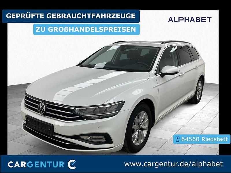 Oryxweiß perlmutteffekt Gebraucht 2021 VW Passat Business Kombi | 15.307 € (Guter Preis) - Bild 1/2