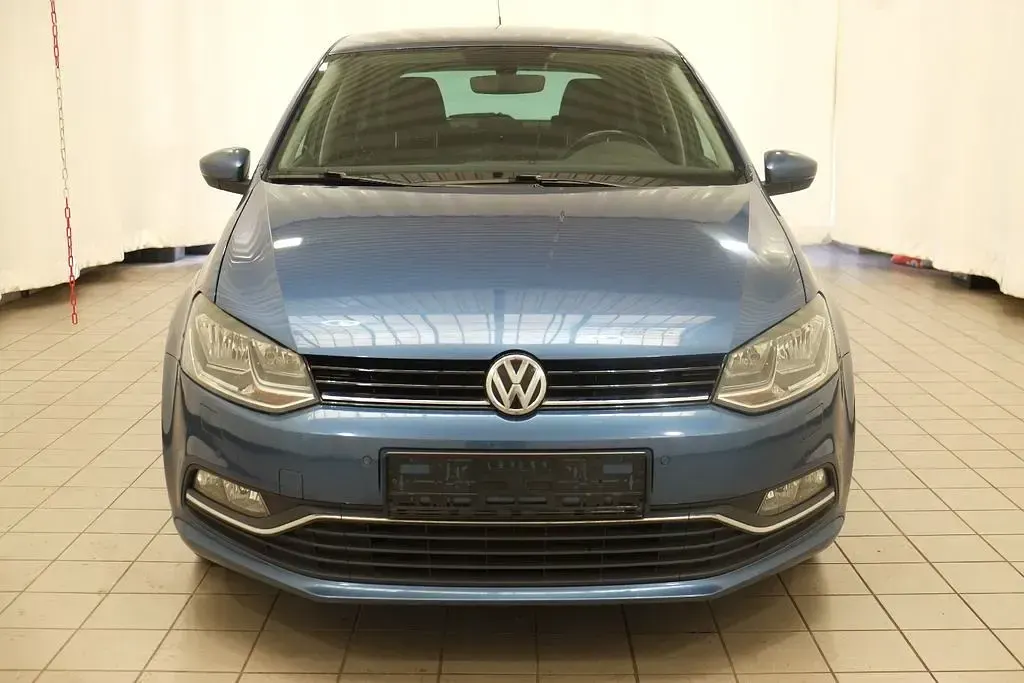 Gebraucht VW Polo LOUNGE 90 PS (66 kW) 2015 Blau Limousine