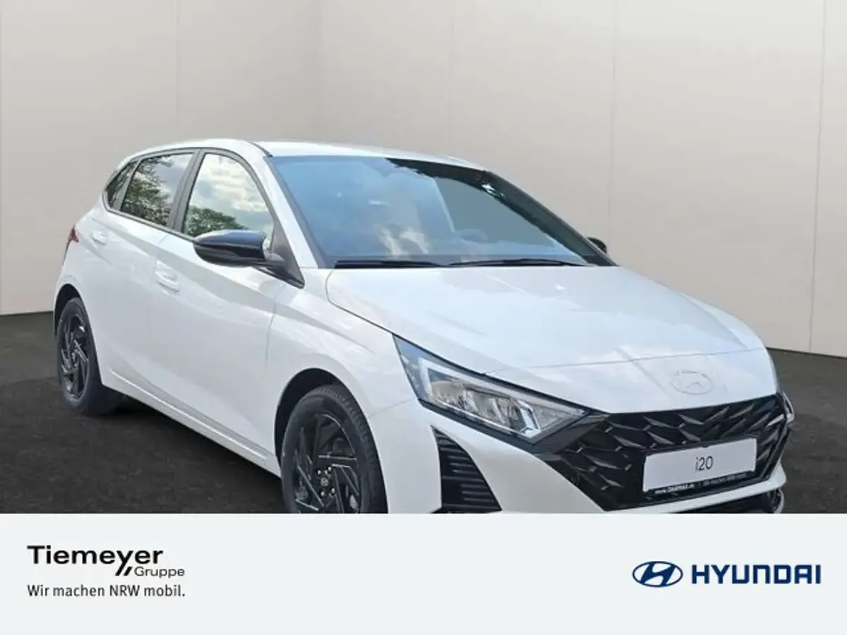 Neu Hyundai i20 Blackline 90 PS (66 kW) 2025 Weiß Kleinwagen
