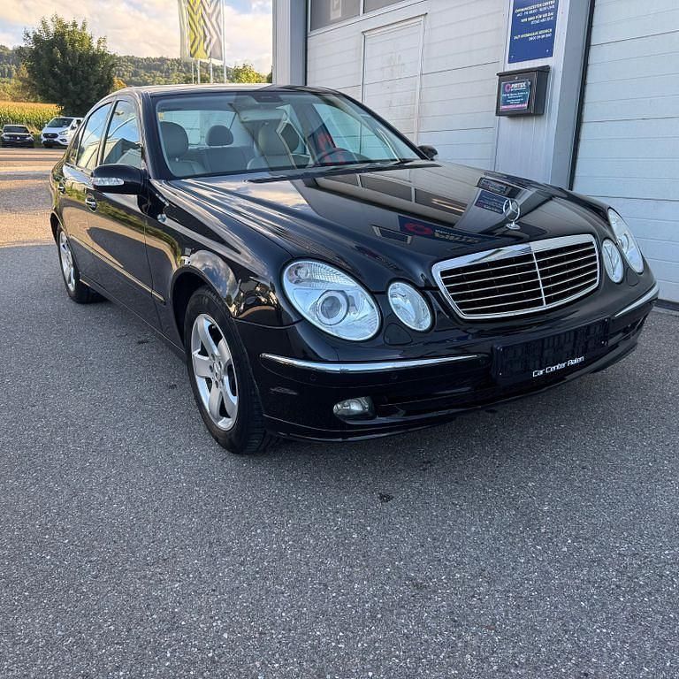 Gebraucht Mercedes E280 Avantgarde 190 PS (139 kW) 2005 Schwarz Limousine