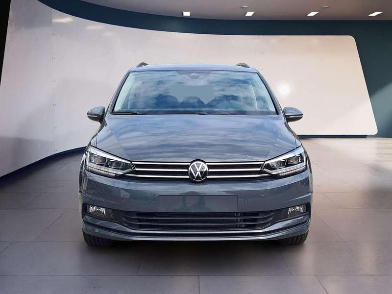 Gebraucht VW Touran Comfortline 150 PS (110 kW) 2025 Delfingrau metallic Van / Kleinbus