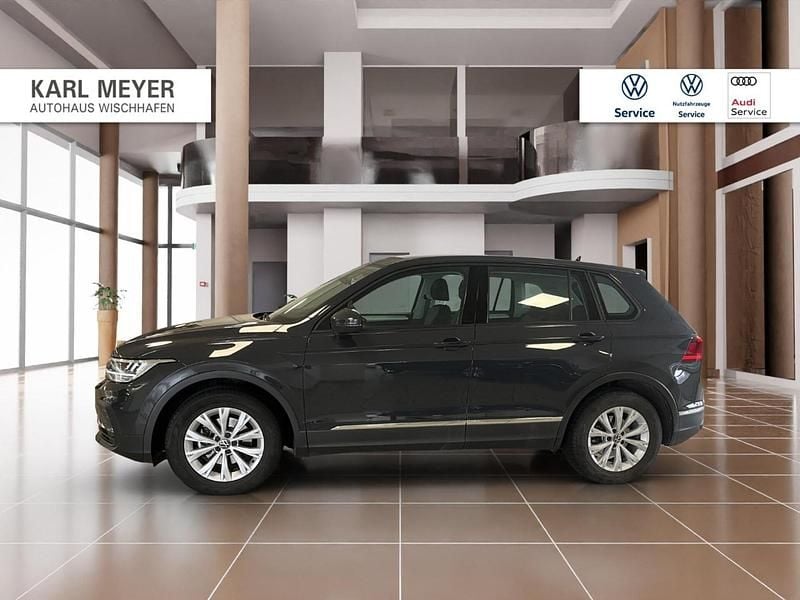 Usata VW Tiguan 122 CV (89 kW) 2023 Grigio SUV