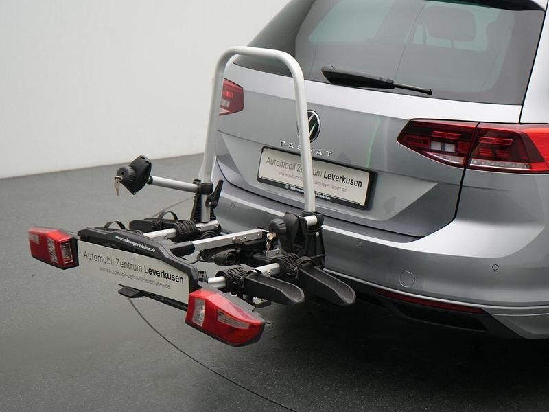 Gebraucht VW Passat Business 150 PS (110 kW) 2022 Silber Kombi