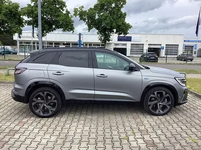 Gebraucht Renault Austral Iconic Esprit Alpine 200 PS (147 kW) 2023 Grau schwarz SUV